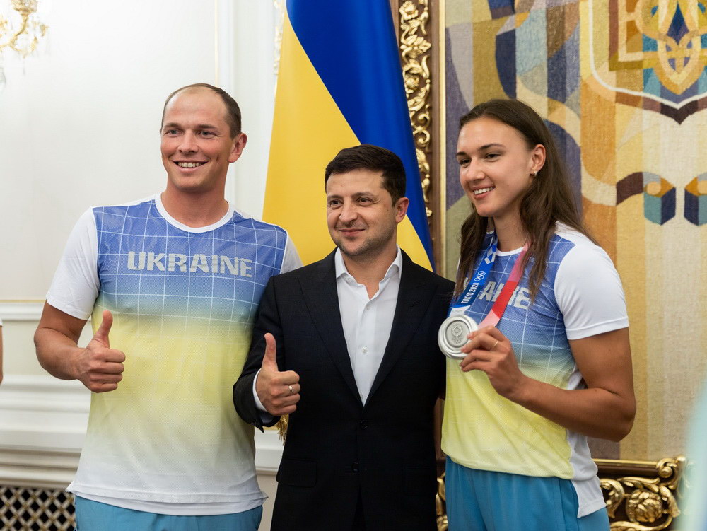 Zelenski tropheys 02